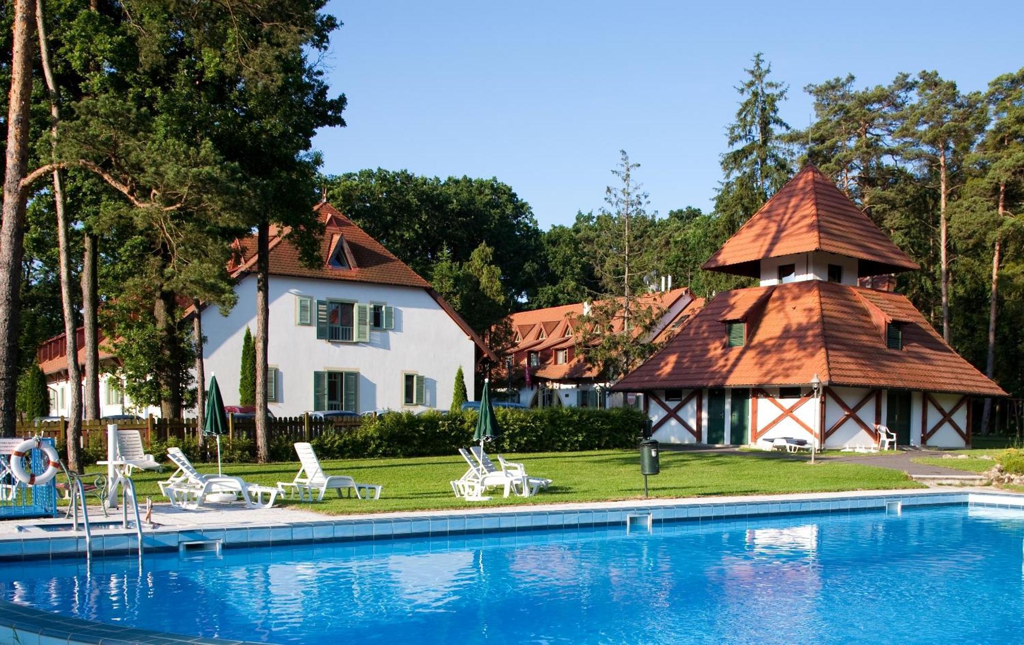 Abbazia Country Club 호텔 네메스넵 외부 사진