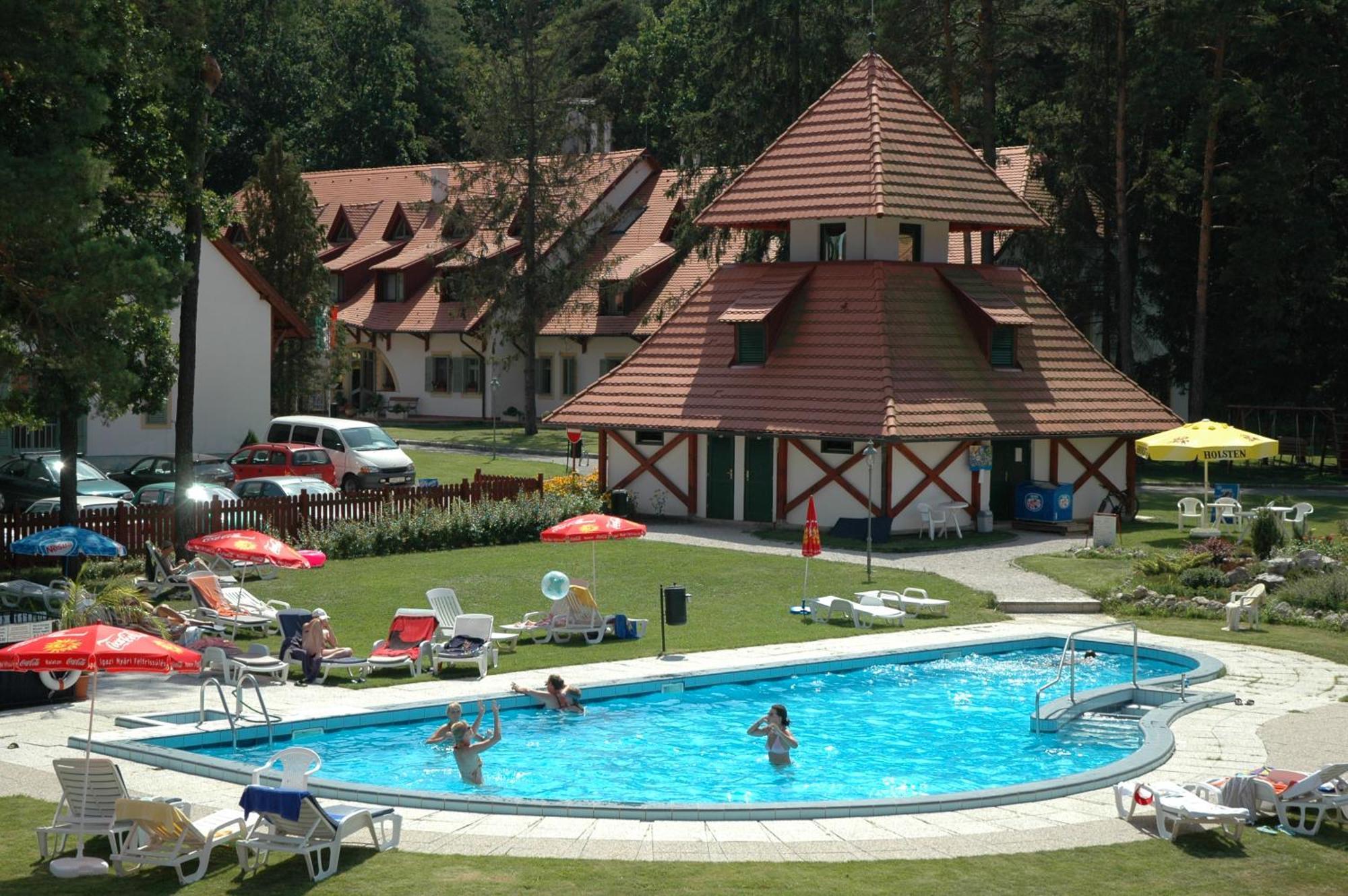 Abbazia Country Club 호텔 네메스넵 외부 사진