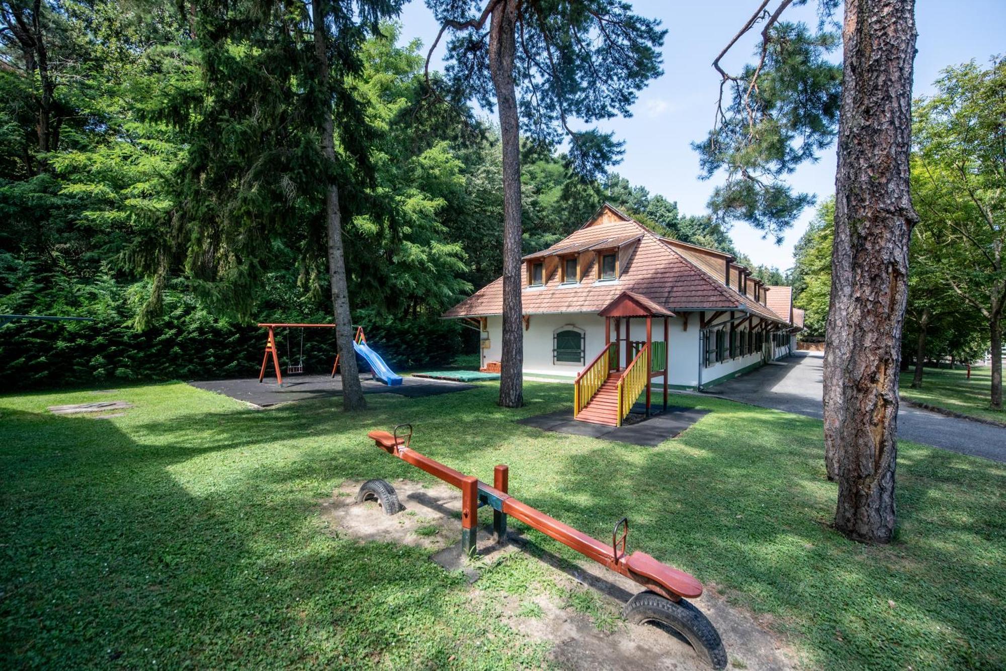 Abbazia Country Club 호텔 네메스넵 외부 사진