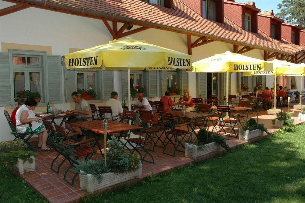 Abbazia Country Club 호텔 네메스넵 외부 사진
